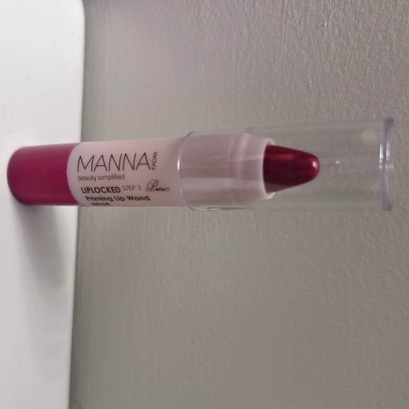 Manna Kadar Priming Lip Wand Belle - Picture 3 of 6